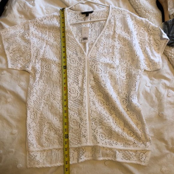 Gorgeous NWT BANANA REPUBLIC lace tunic or swim coverup, size small - Picture 3 of 4